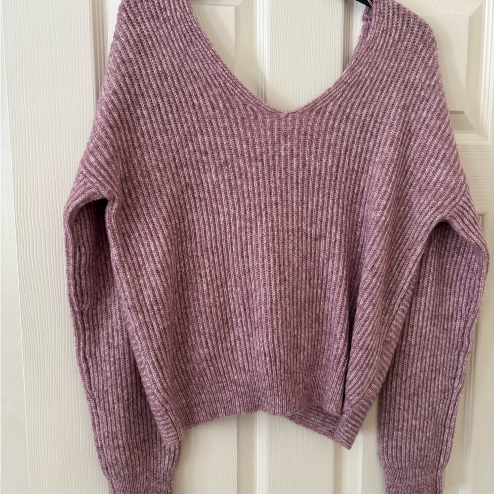 Angel Of The North V-Neck Ribbed Sweater - Mauve